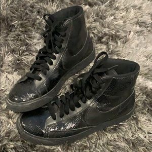 Nike hightop sneakers